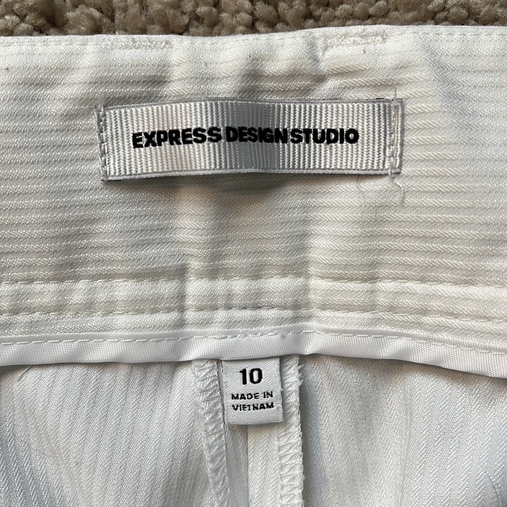 Express Capris - Picture 3 of 5
